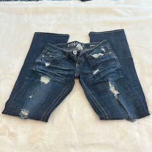 NWOT Hydraulic Bailey slim flare ripped Jean size 5/6.